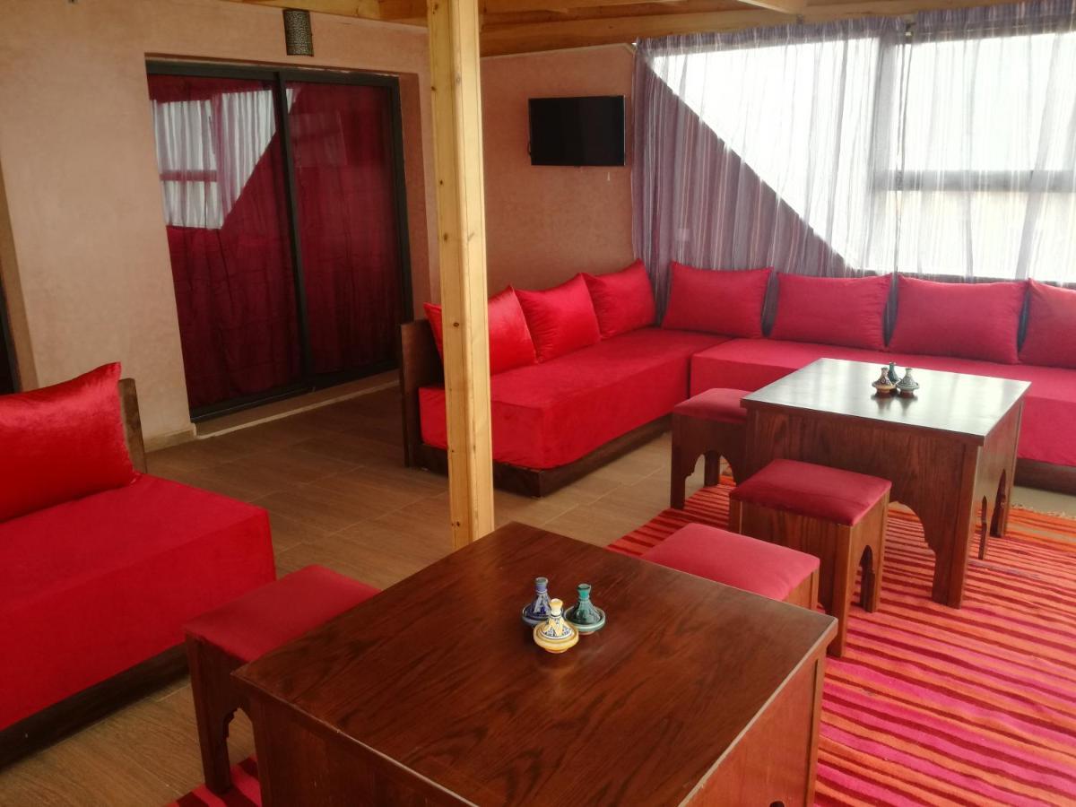 イムスワン Genova Surf House Bed & Breakfast エクステリア 写真